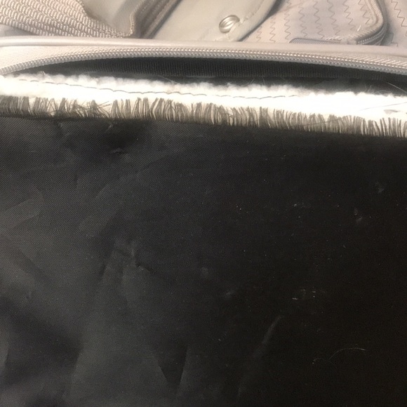 Pet carrier airport approved - Picture 2 of 10